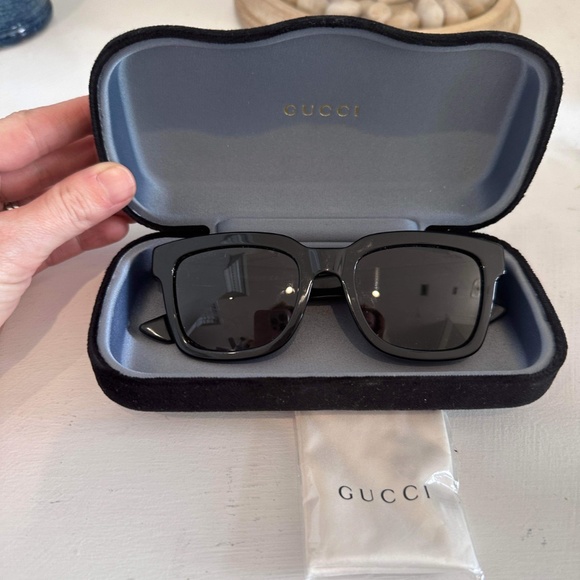 Gucci Sunglasses main image 5